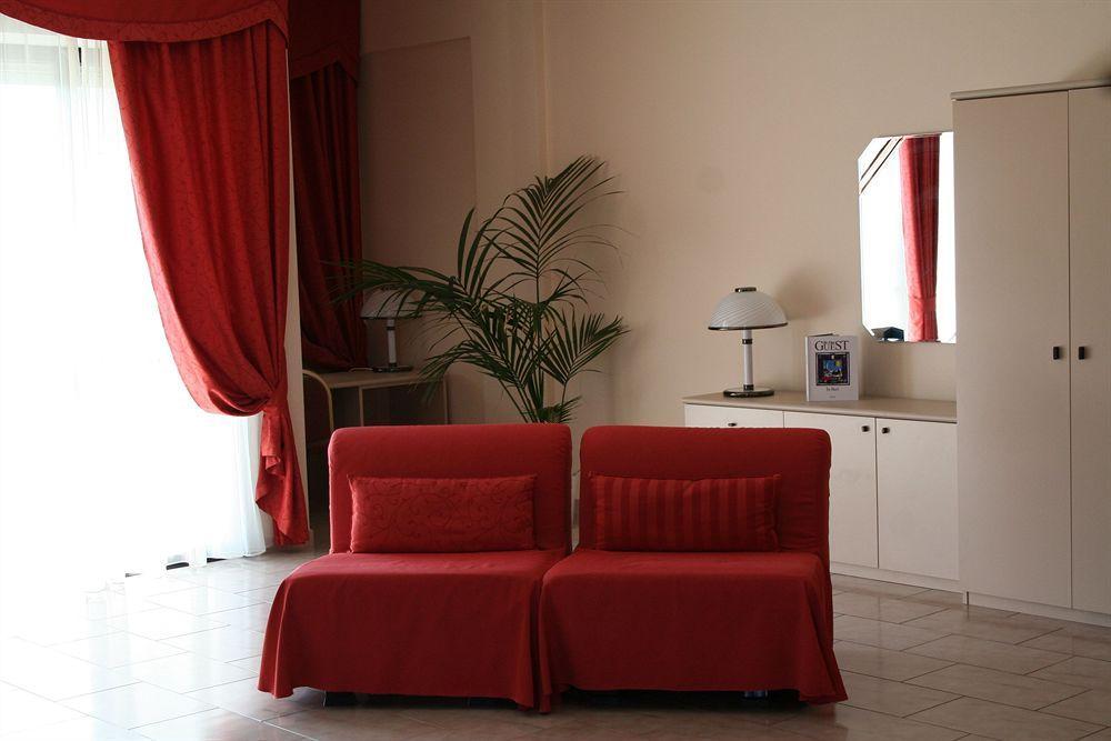 Rondo' Hotel Bari Exterior foto