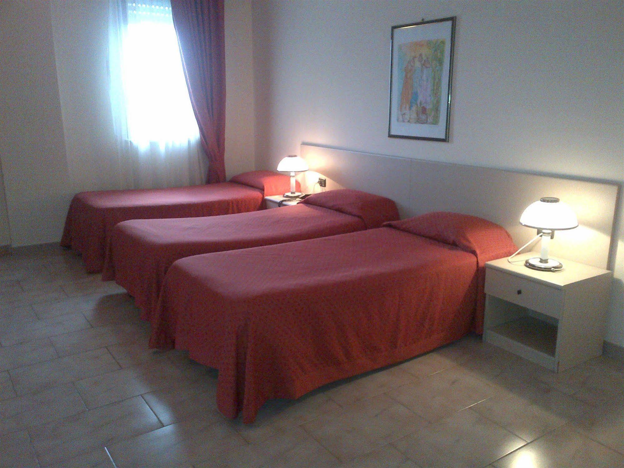 Rondo' Hotel Bari Exterior foto
