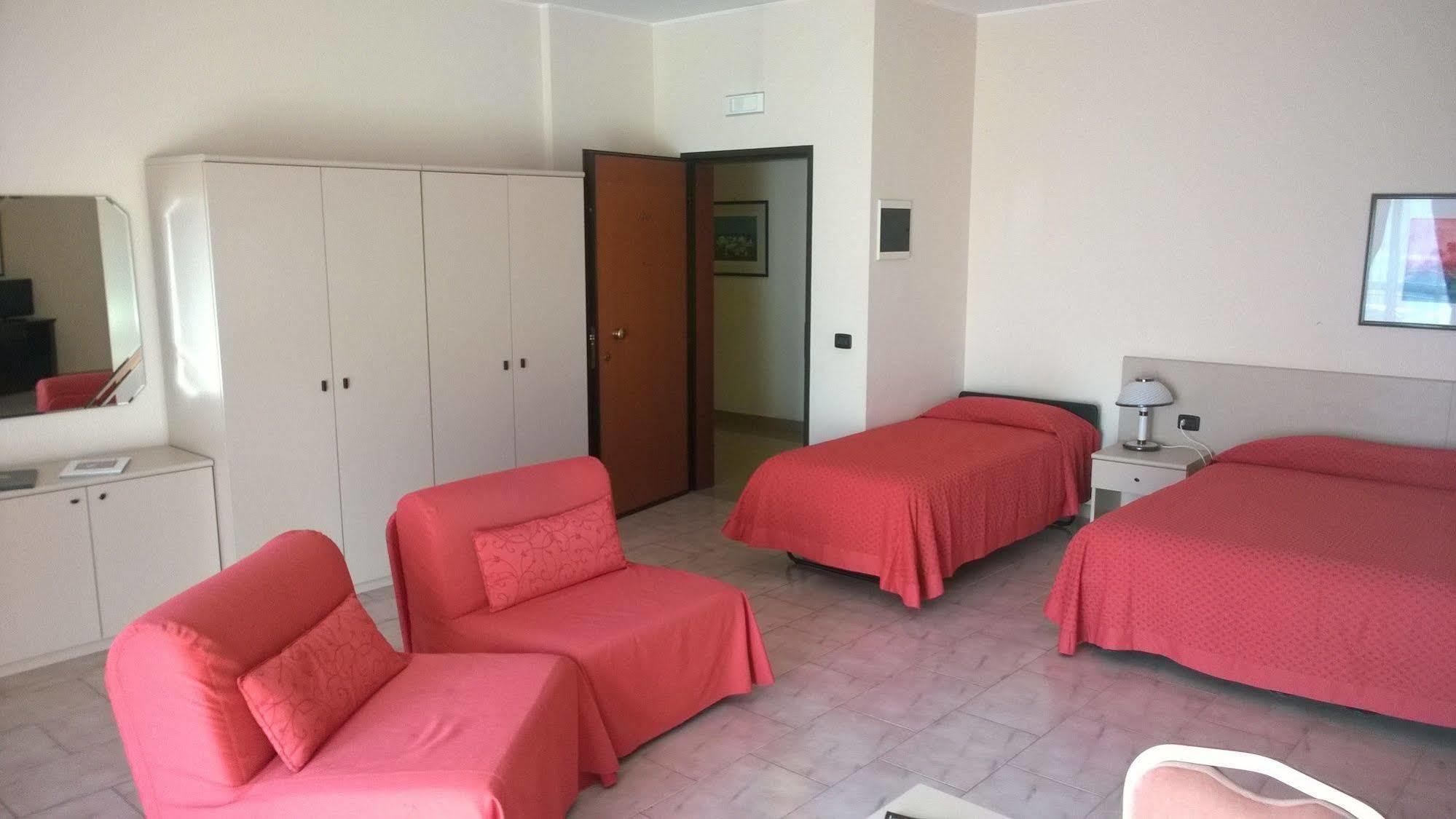 Rondo' Hotel Bari Exterior foto