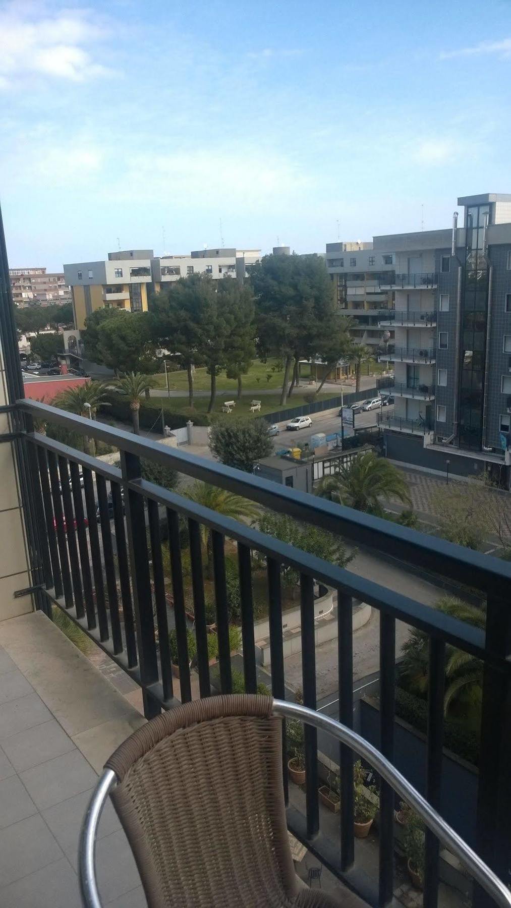 Rondo' Hotel Bari Exterior foto